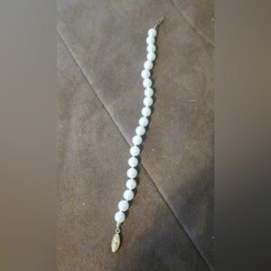 Pearl bracelet